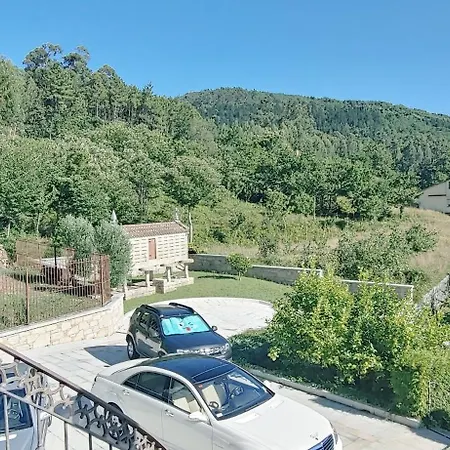 A Do Luis Villa